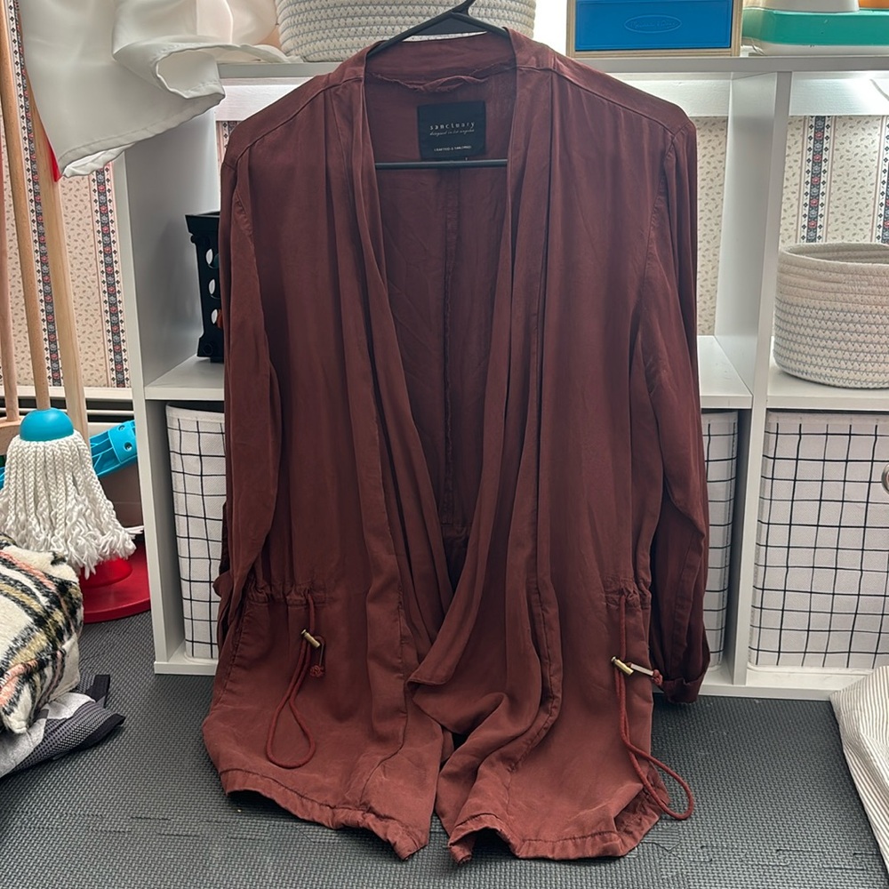 Woman’s coat, perfect for fall!